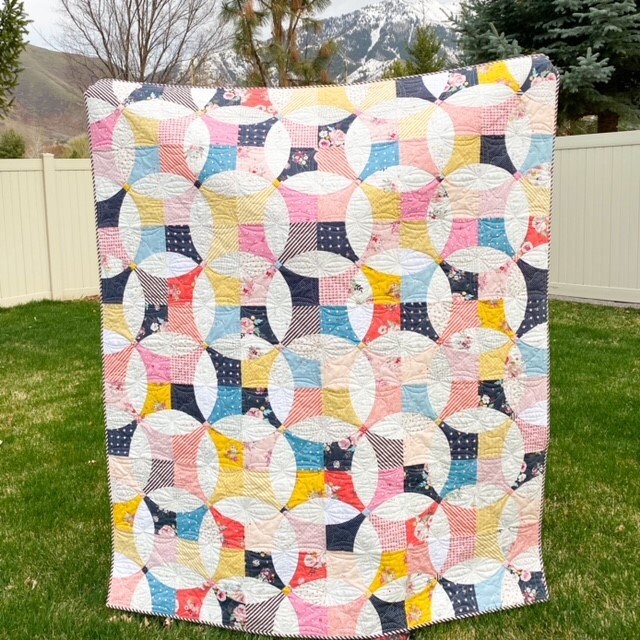 Flowering Snowball Quilt Pattern by Ann Sandler with Acrylic Templates (Physical Copy)
